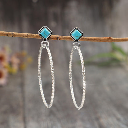 Classic Earring with Timeless Appeal
