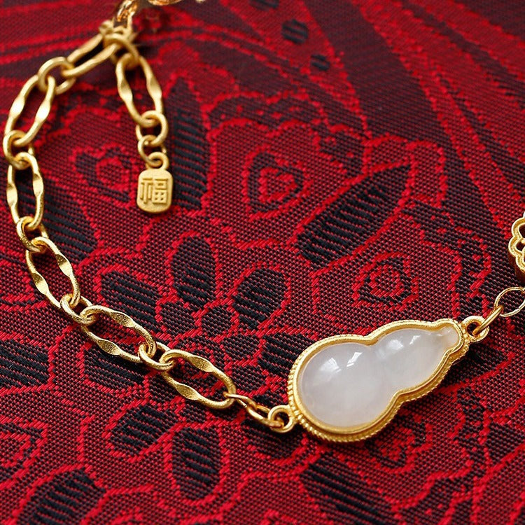 Stunning Gold Bracelet for Daily Wear