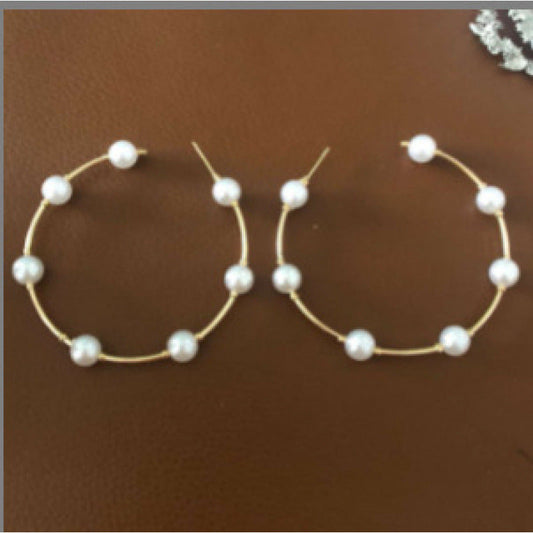 Stunning Pearl Earring for Daily Wear