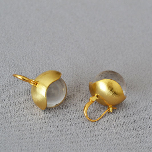 Romantic Gold Earring for Special Moments