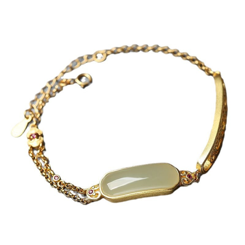 Romantic Gold Bracelet for Special Moments