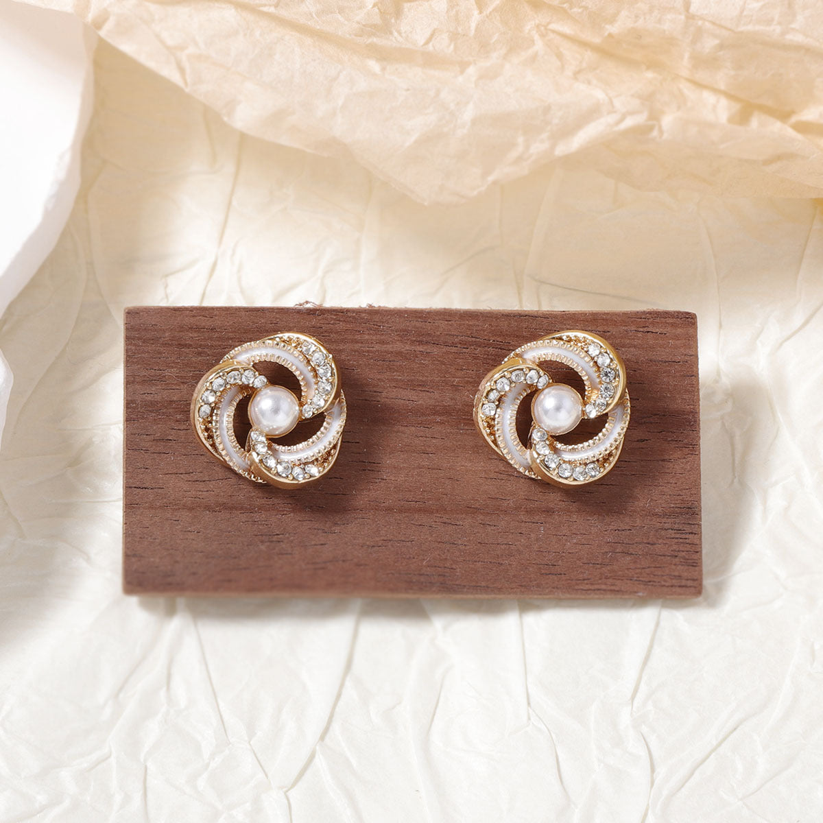 Elegant Pearl Earring for Every Occasion