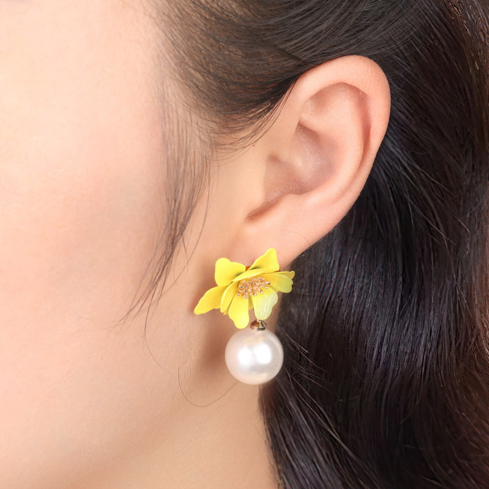 Charming Pearl Earring for Any Occasion