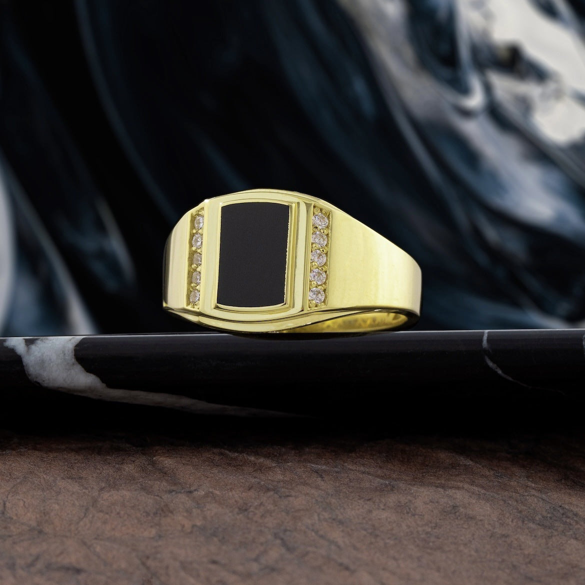 Elegant Gold Ring for Every Occasion