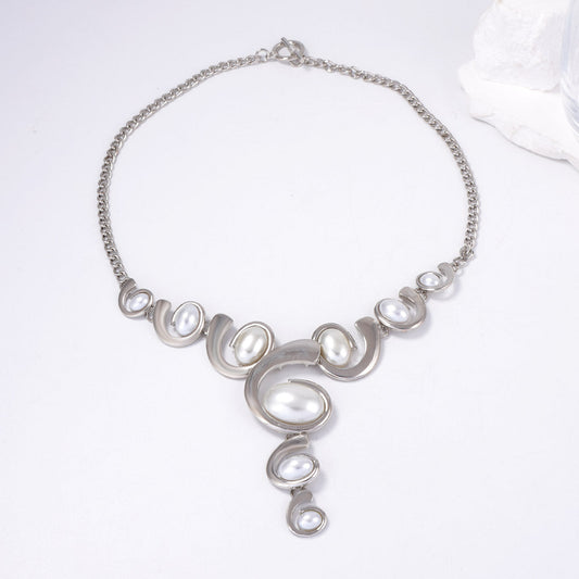 Vintage Handmade Pearl Necklace