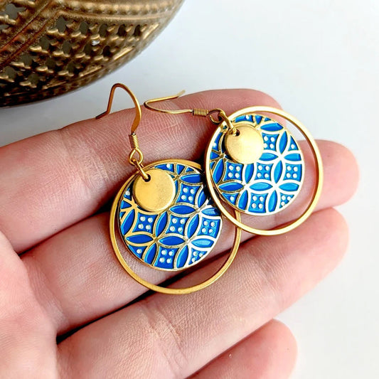 Classic Earring with Timeless Appeal