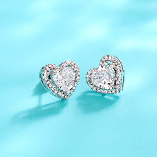 Charming Earring for Any Occasion