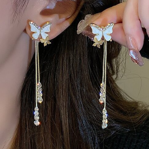 Romantic Earring for Special Moments