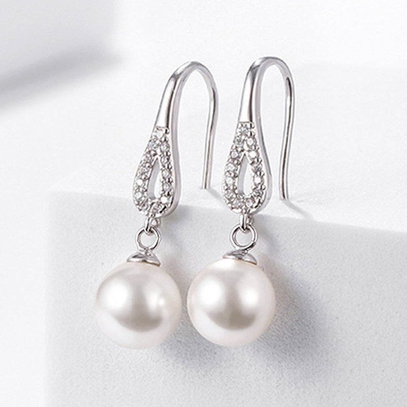 Delicate Artisan Pearl Earring