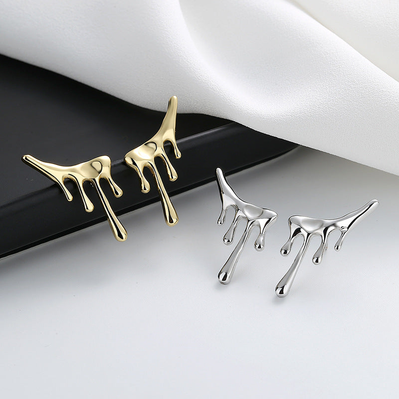 Elegant Gold Earring for Every Occasion