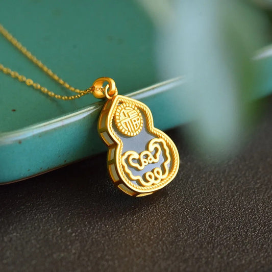 Stunning Silver Pendant for Daily Wear