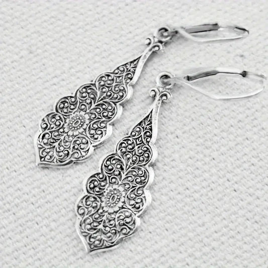 Charming Necklace for Any Occasion