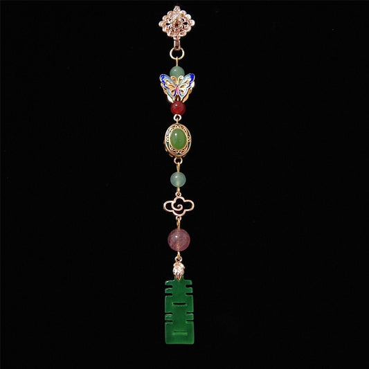Charming Pendant for Any Occasion