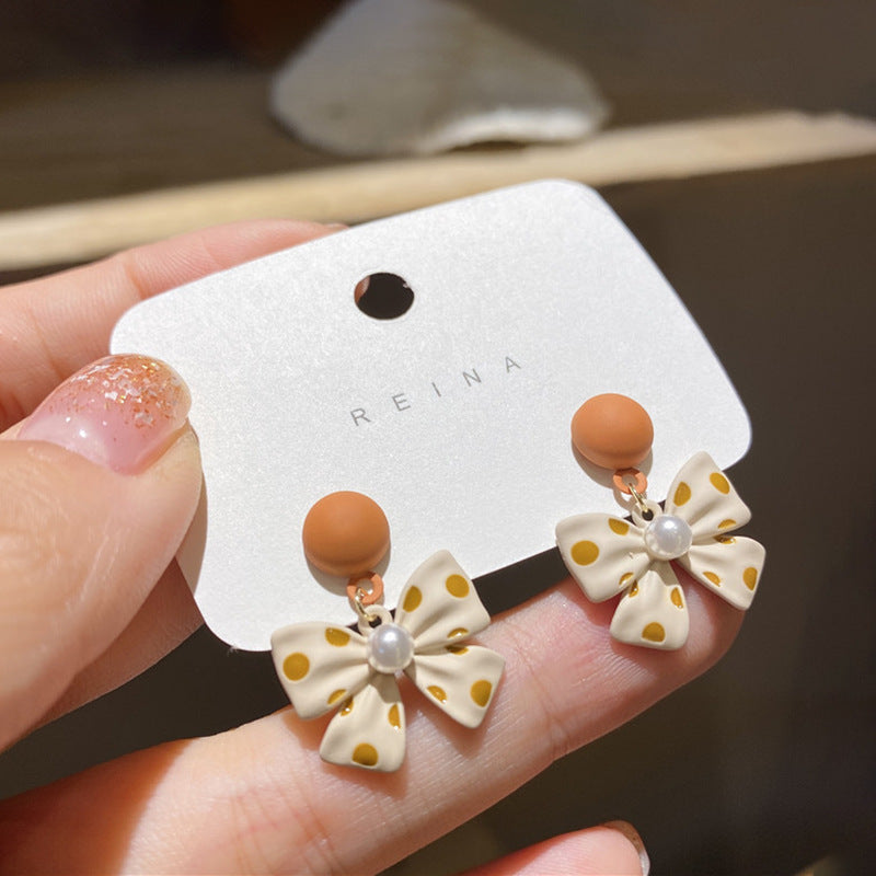 Vintage Handmade Earring