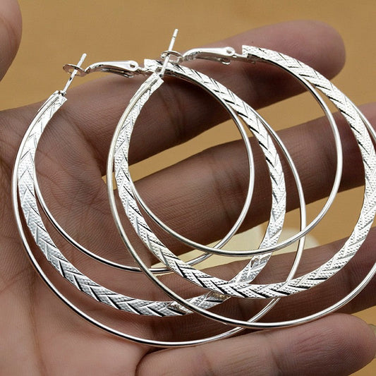 Charming Earring for Any Occasion