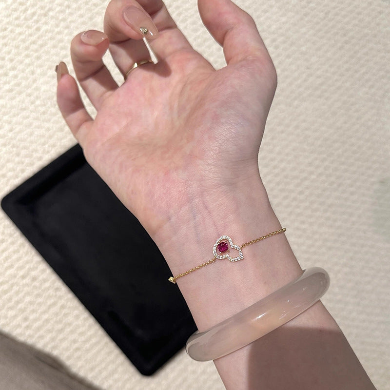 Charming Bracelet for Any Occasion