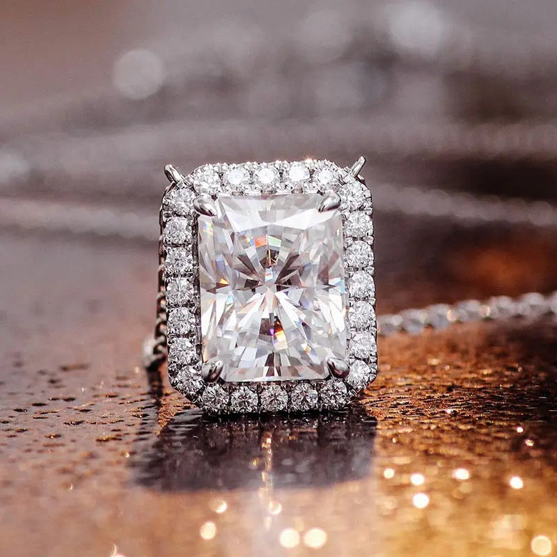 Classic Necklace with Timeless Appeal