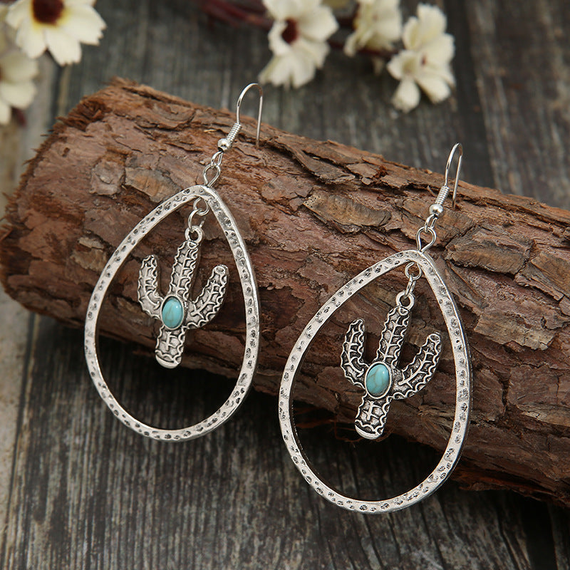 Classic Earring with Timeless Appeal