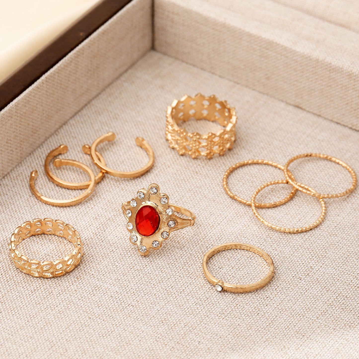 Romantic Gold Set for Special Moments