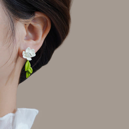 Beautiful Earring with Unique Style