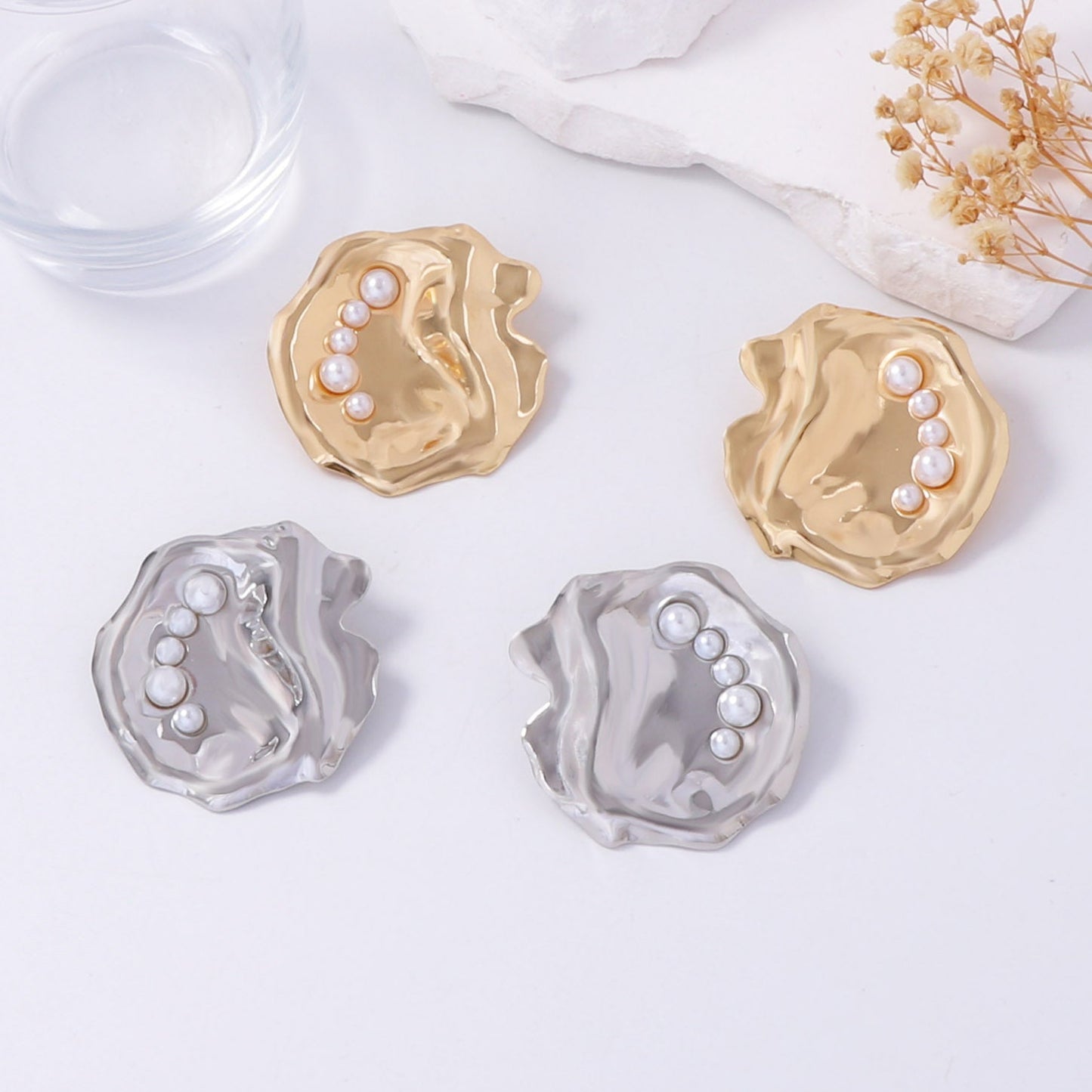 Charming Pearl Earring for Any Occasion
