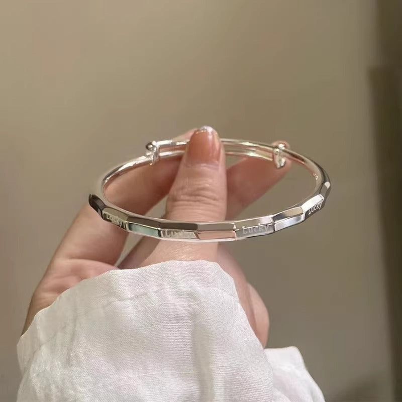 Beautiful Bracelet with Unique Style