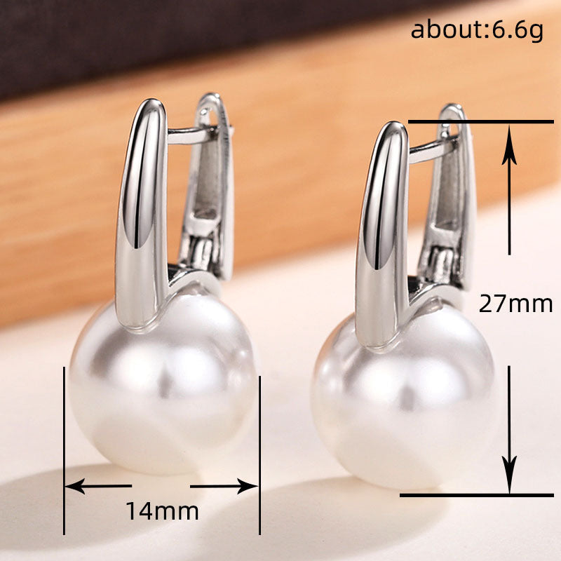 Beautiful Pearl Earring with Unique Style