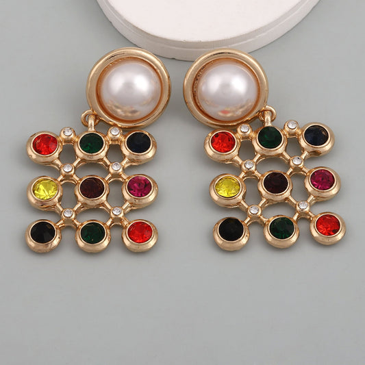 Charming Earring for Any Occasion