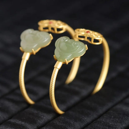 Stunning Gold Bracelet for Daily Wear