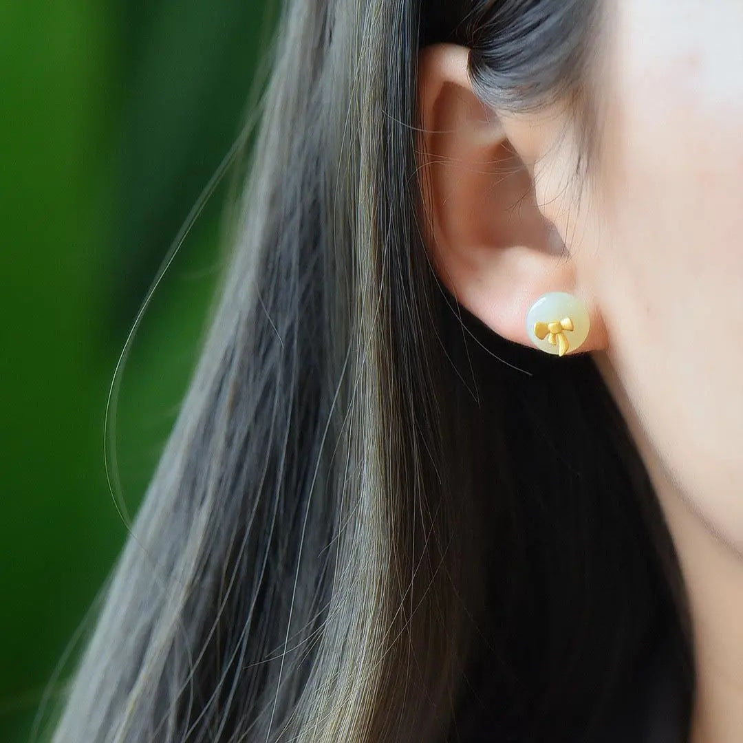 Beautiful Gold Earring with Unique Style