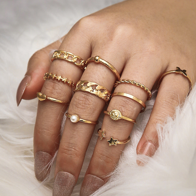 Beautiful Pearl Ring with Unique Style