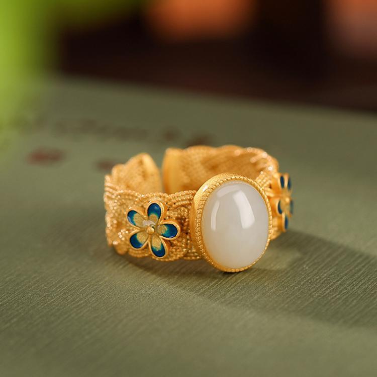 Beautiful Gold Ring with Unique Style