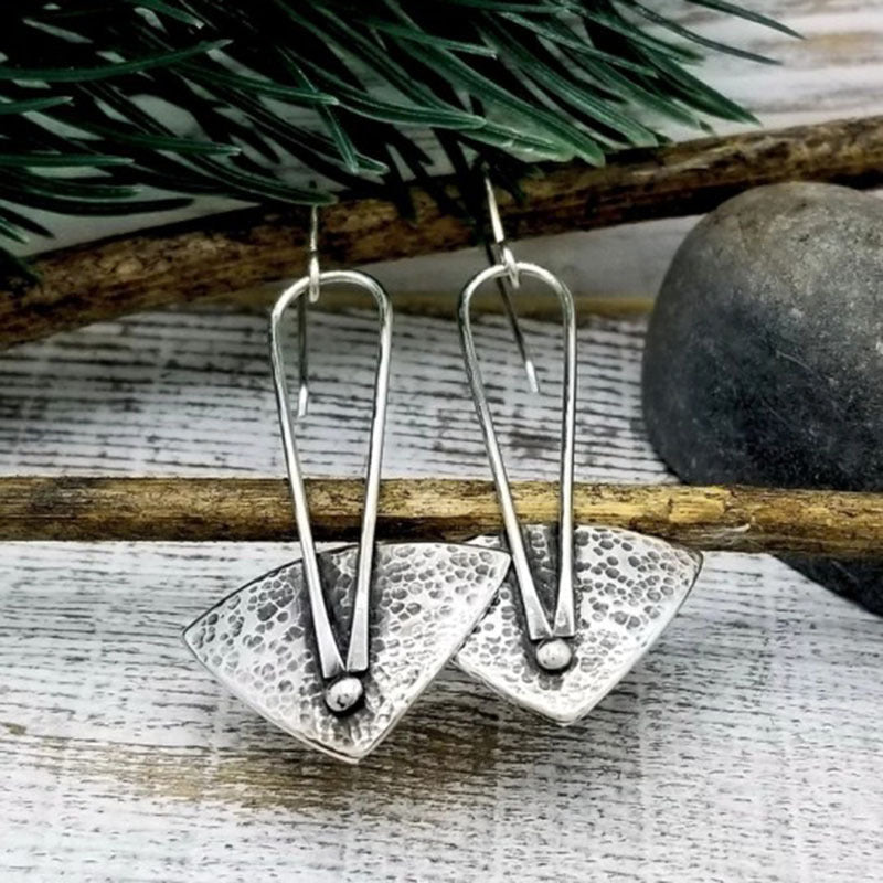Elegant Silver Earring for Every Occasion