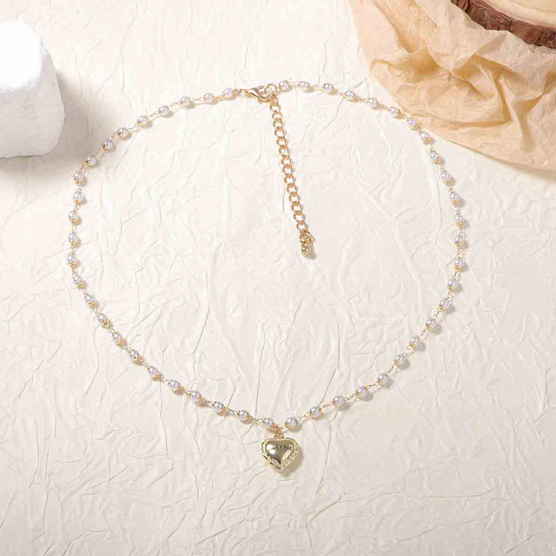 Charming Pearl Necklace for Any Occasion