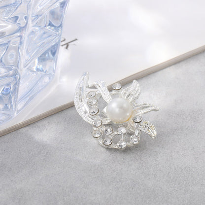 Romantic Pearl Piece for Special Moments