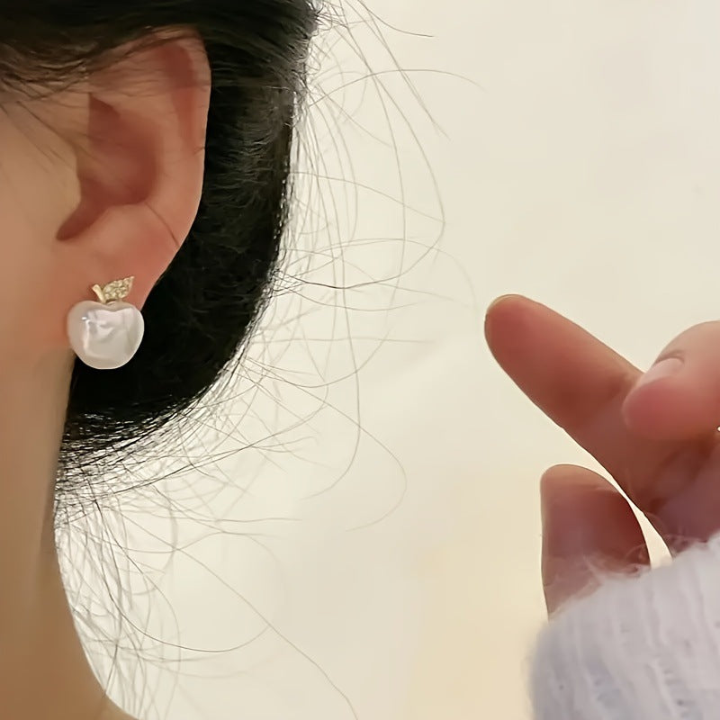 Charming Pearl Earring for Any Occasion