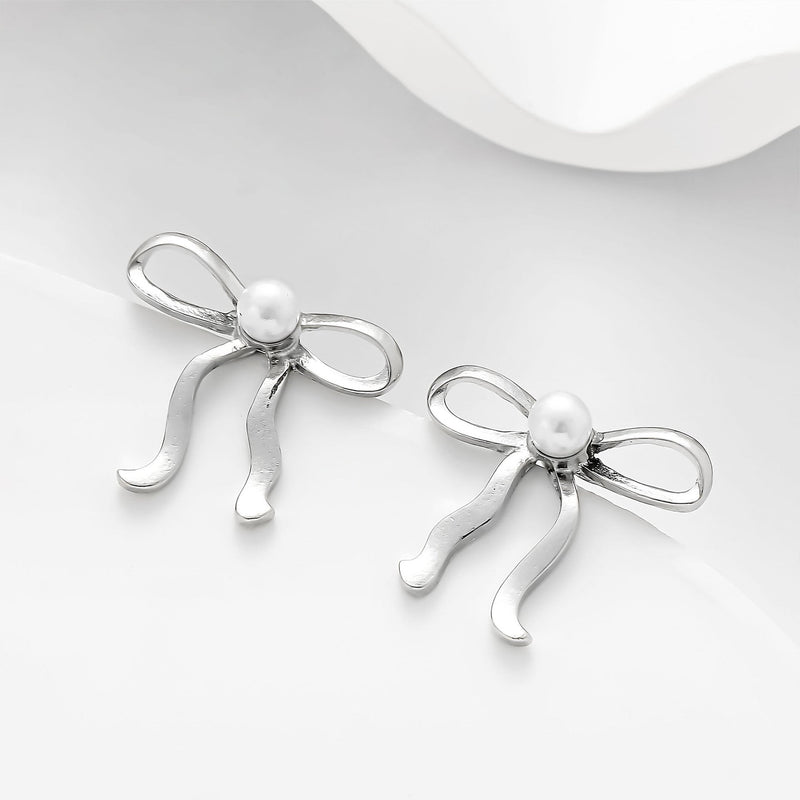 Delicate Artisan Pearl Earring