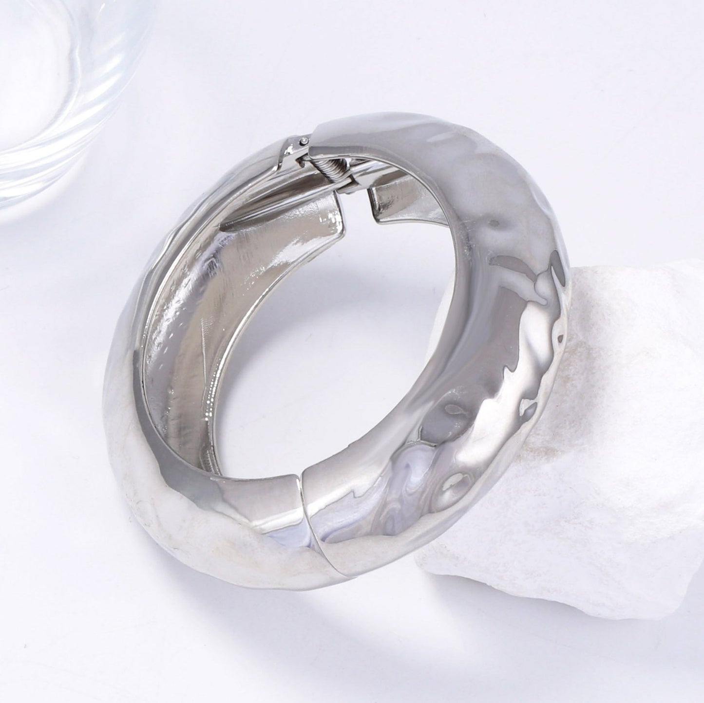 Stunning Bracelet for Daily Wear