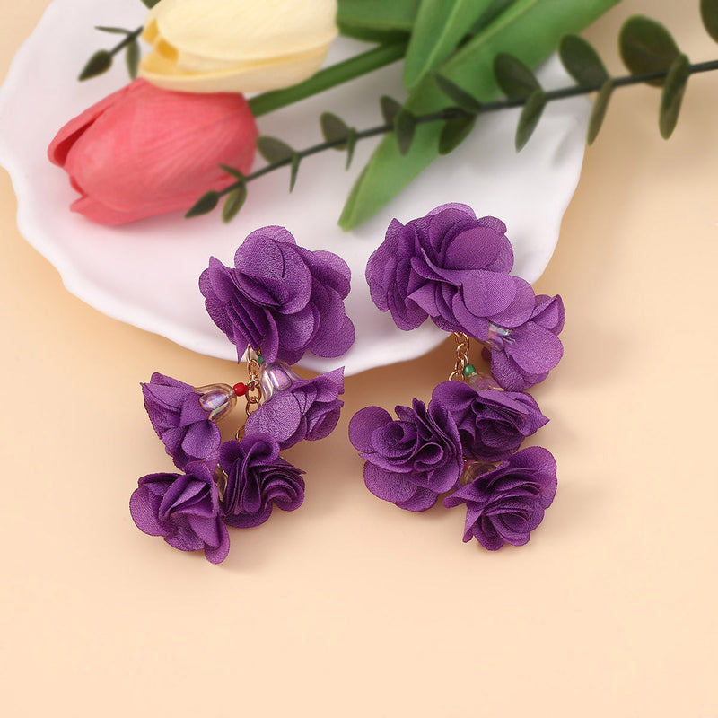 Charming Earring for Any Occasion