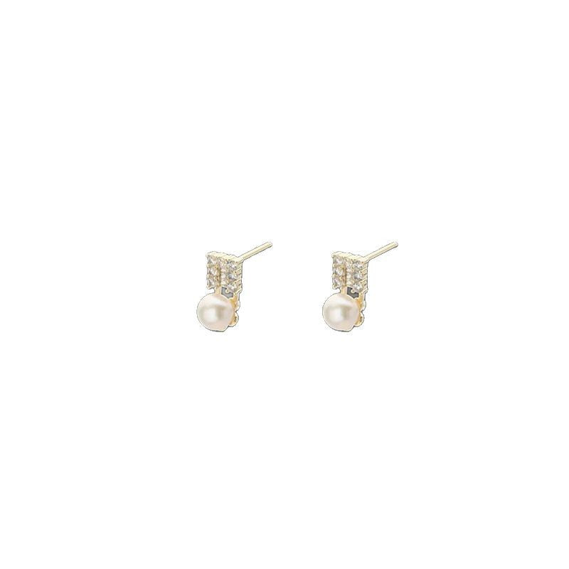 Delicate Artisan Pearl Earring