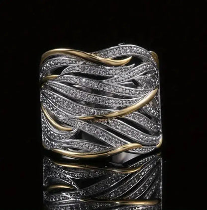Classic Gold Bracelet with Timeless Appeal
