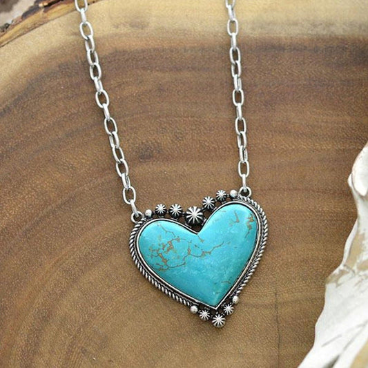 Charming Necklace for Any Occasion