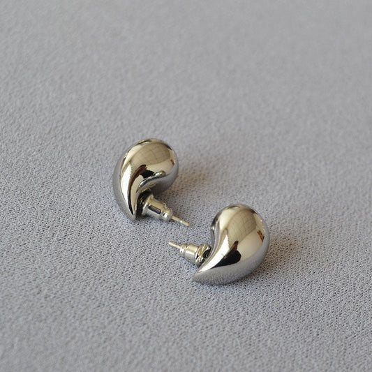 Vintage Handmade Gold Earring