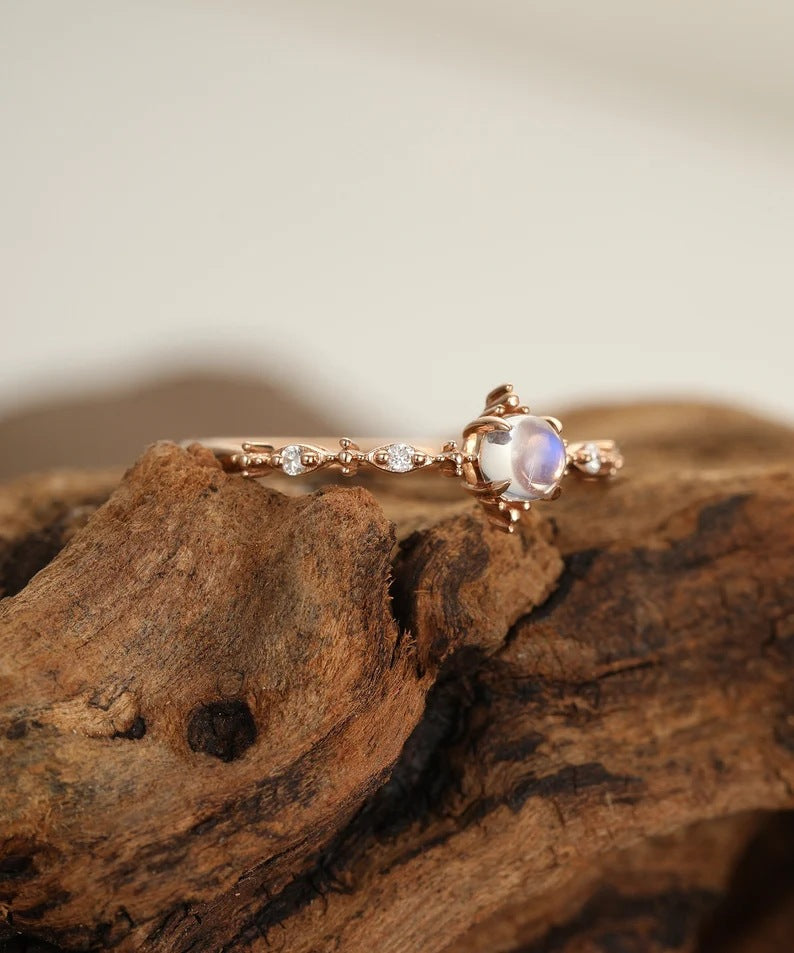 Stunning Gold Ring for Daily Wear