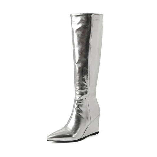 Graceful Orthopedic Boots for Modern Look