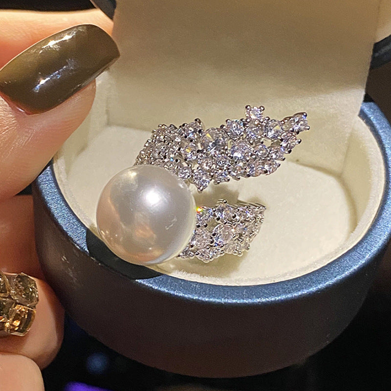 Charming Pearl Ring for Any Occasion