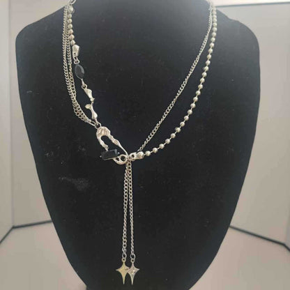 Beautiful Pearl Necklace with Unique Style