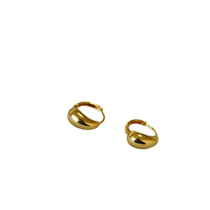 Beautiful Gold Earring with Unique Style