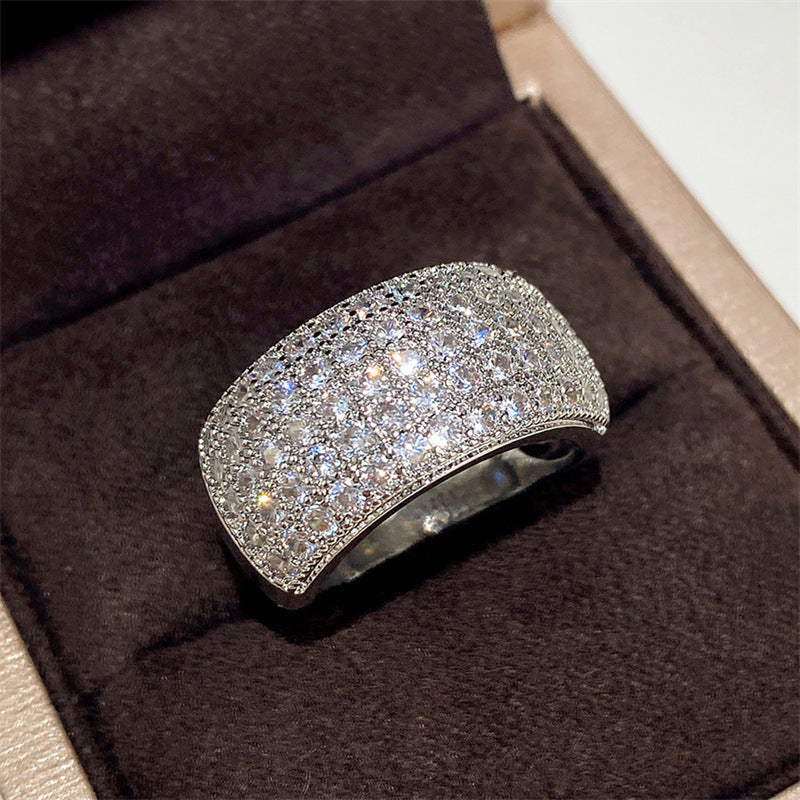 Beautiful Gold Ring with Unique Style