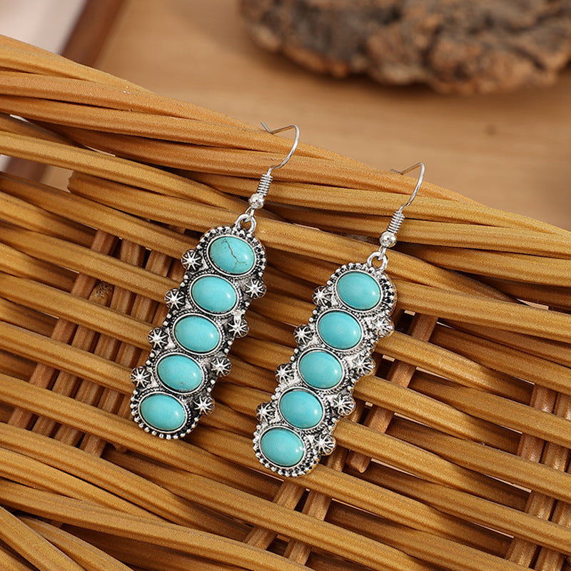 Classic Silver Earring with Timeless Appeal
